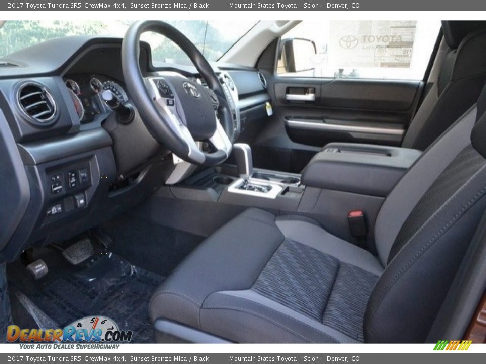 2017 Toyota Tundra SR5 CrewMax 4x4 Sunset Bronze Mica / Black Photo #5