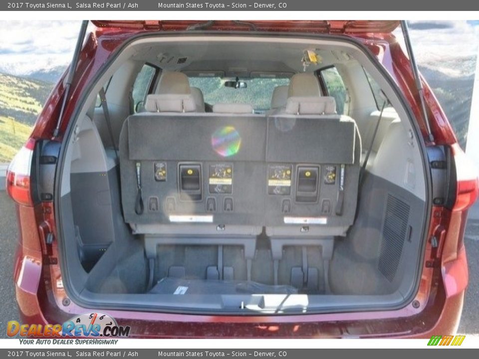 2017 Toyota Sienna L Salsa Red Pearl / Ash Photo #9