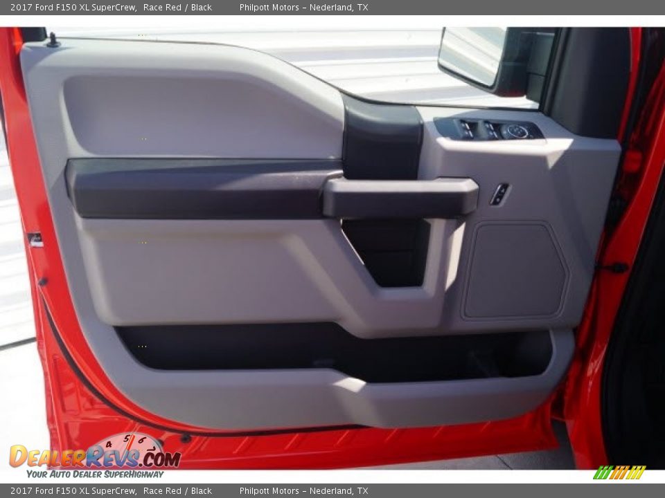 2017 Ford F150 XL SuperCrew Race Red / Black Photo #11