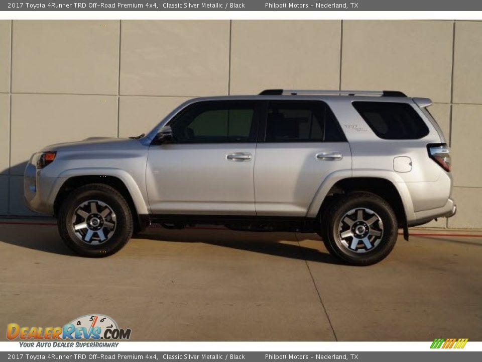 2017 Toyota 4Runner TRD Off-Road Premium 4x4 Classic Silver Metallic / Black Photo #5