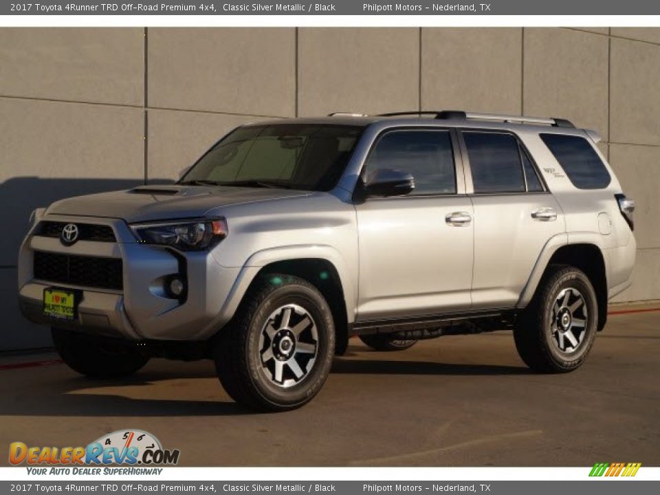 2017 Toyota 4Runner TRD Off-Road Premium 4x4 Classic Silver Metallic / Black Photo #6