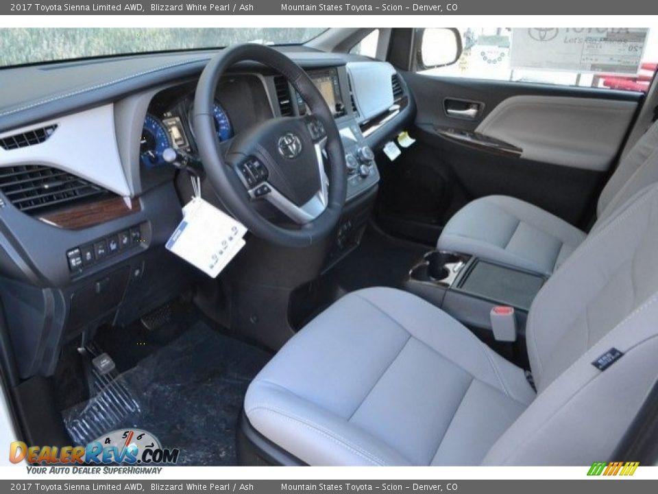 2017 Toyota Sienna Limited AWD Blizzard White Pearl / Ash Photo #5