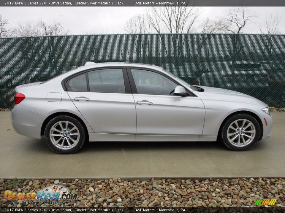 Glacier Silver Metallic 2017 BMW 3 Series 320i xDrive Sedan Photo #2