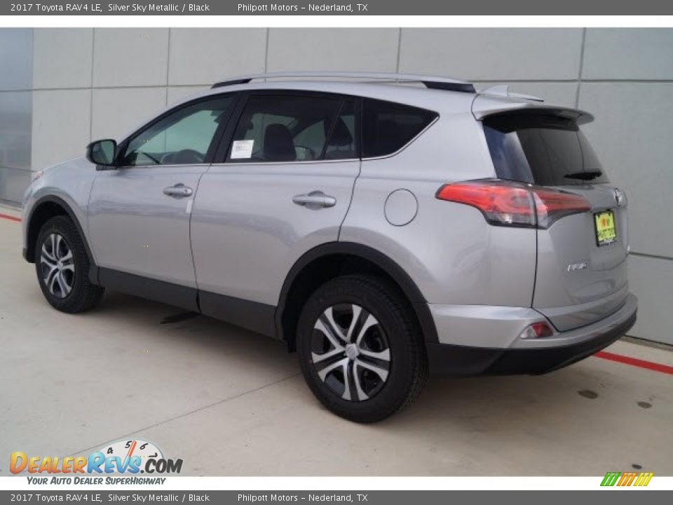 2017 Toyota RAV4 LE Silver Sky Metallic / Black Photo #4