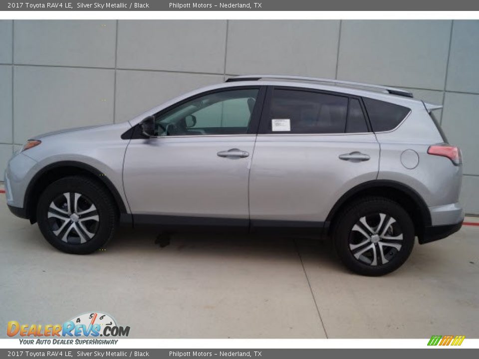 2017 Toyota RAV4 LE Silver Sky Metallic / Black Photo #5