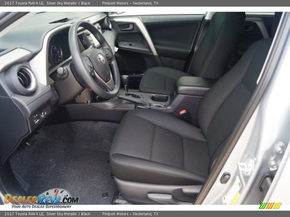 2017 Toyota RAV4 LE Silver Sky Metallic / Black Photo #11