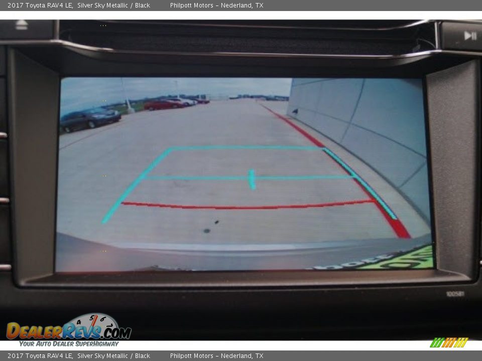 2017 Toyota RAV4 LE Silver Sky Metallic / Black Photo #15