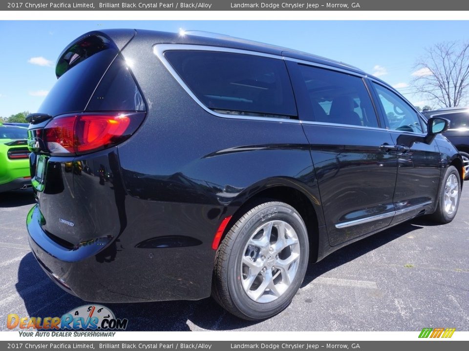 2017 Chrysler Pacifica Limited Brilliant Black Crystal Pearl / Black/Alloy Photo #3