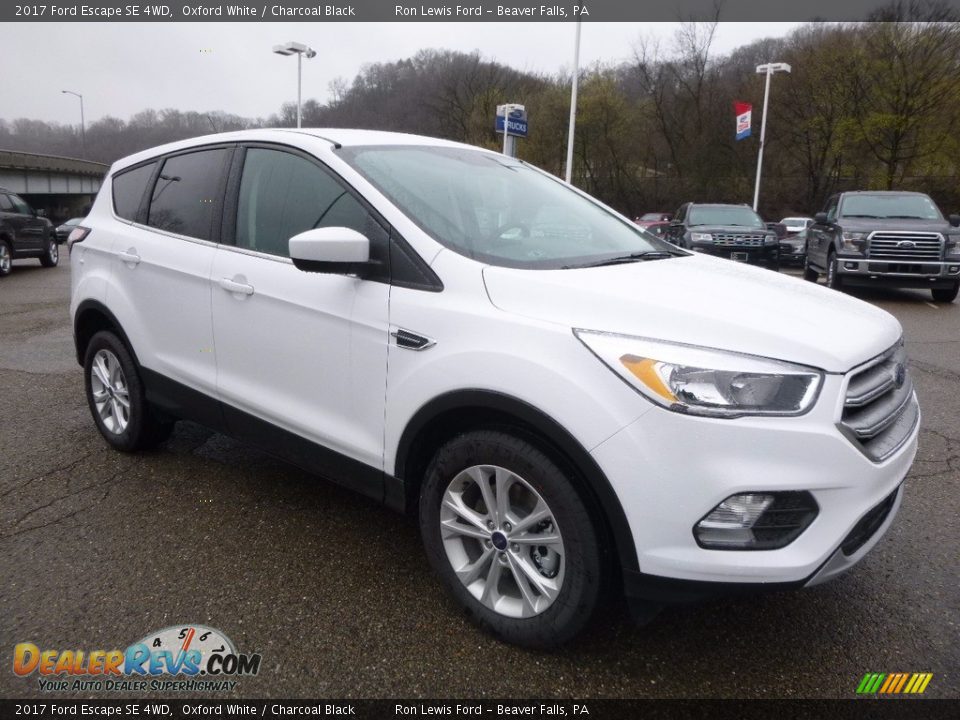 2017 Ford Escape SE 4WD Oxford White / Charcoal Black Photo #9