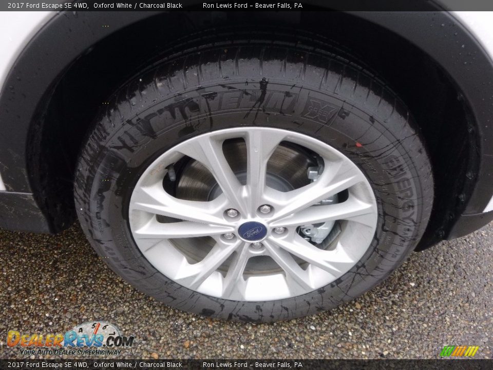 2017 Ford Escape SE 4WD Oxford White / Charcoal Black Photo #10