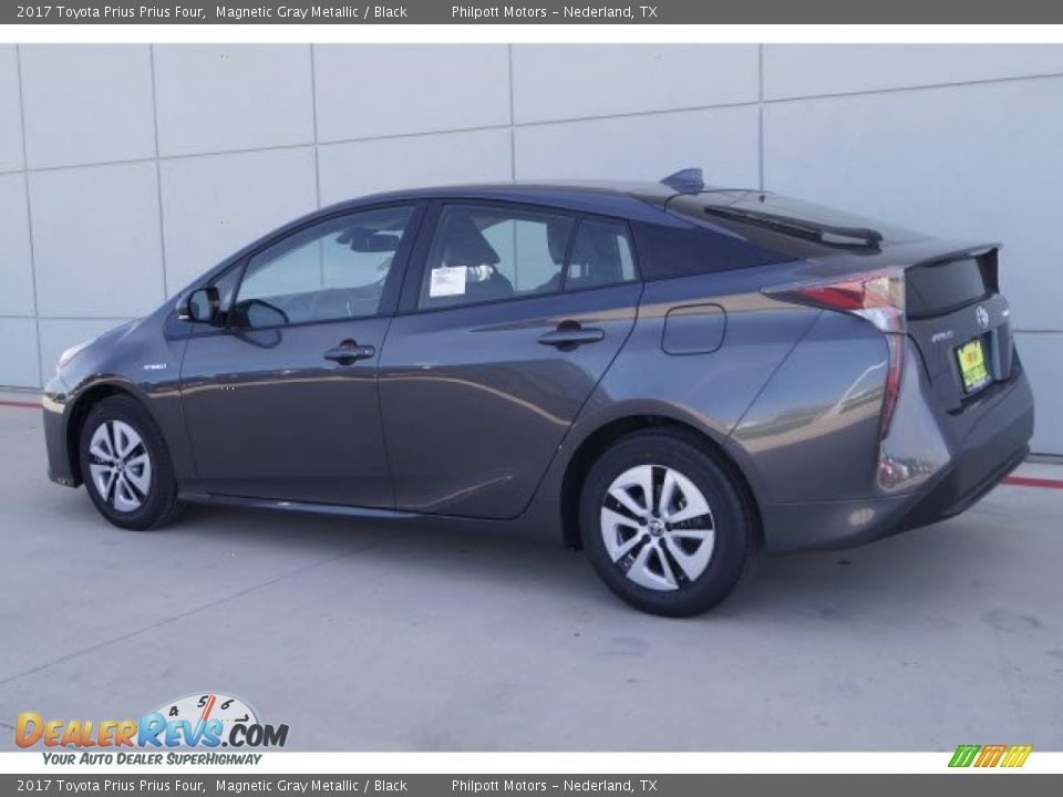 2017 Toyota Prius Prius Four Magnetic Gray Metallic / Black Photo #4
