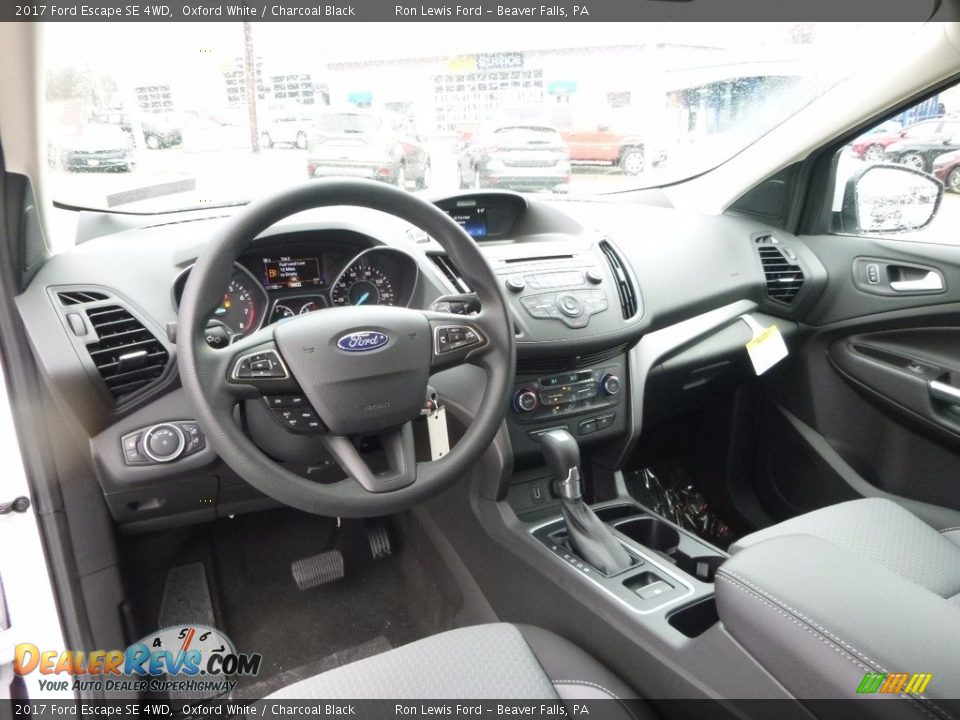 2017 Ford Escape SE 4WD Oxford White / Charcoal Black Photo #13