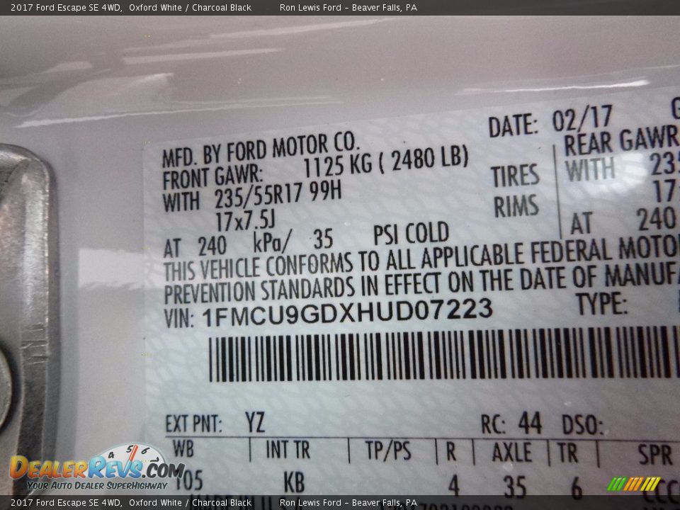 2017 Ford Escape SE 4WD Oxford White / Charcoal Black Photo #15