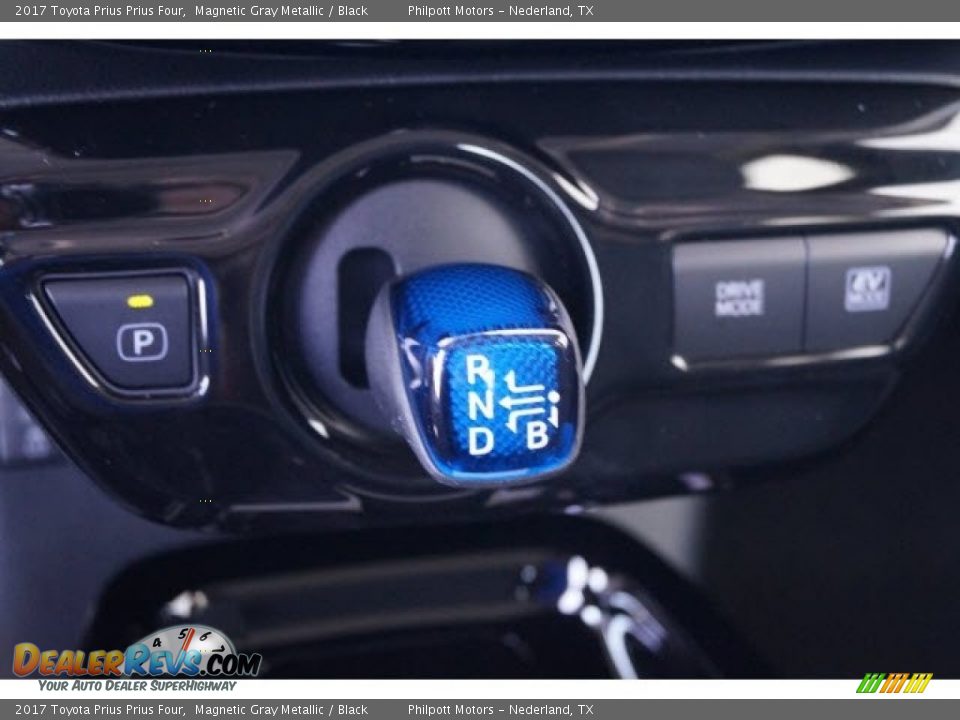 2017 Toyota Prius Prius Four Magnetic Gray Metallic / Black Photo #12