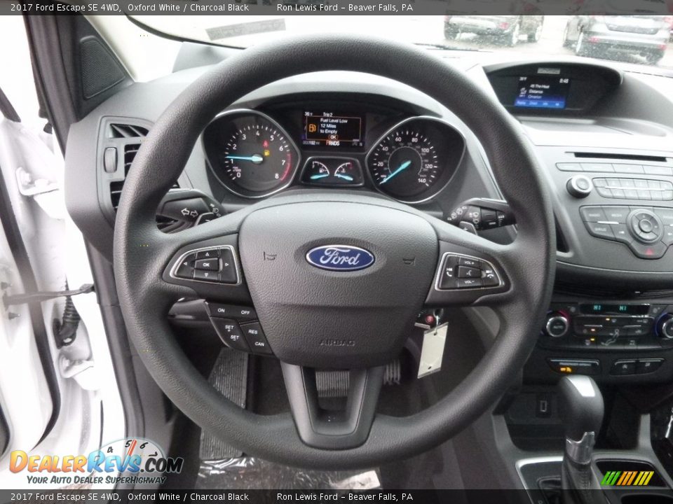 2017 Ford Escape SE 4WD Oxford White / Charcoal Black Photo #17