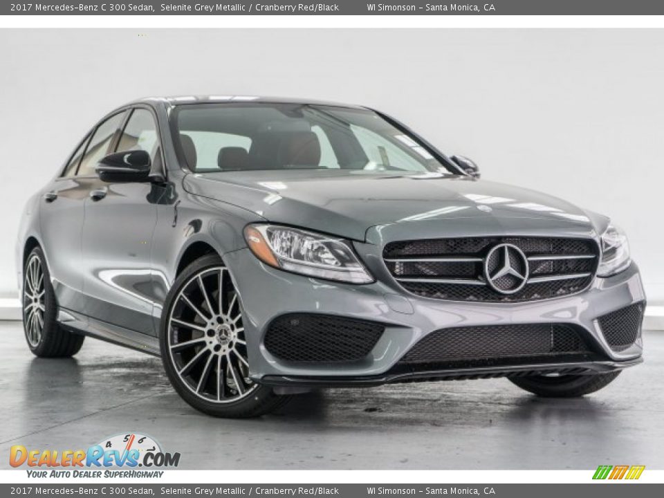 Front 3/4 View of 2017 Mercedes-Benz C 300 Sedan Photo #12