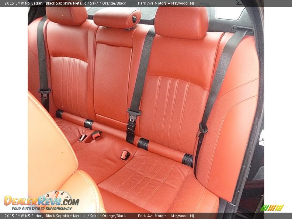 Rear Seat of 2015 BMW M5 Sedan Photo #17