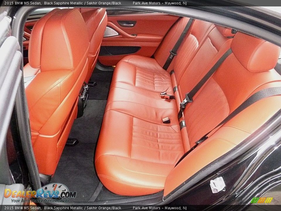 Rear Seat of 2015 BMW M5 Sedan Photo #18