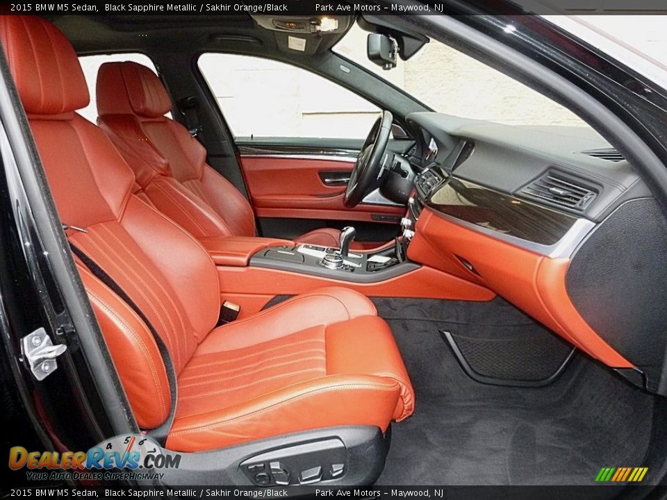 2015 BMW M5 Sedan Black Sapphire Metallic / Sakhir Orange/Black Photo #23