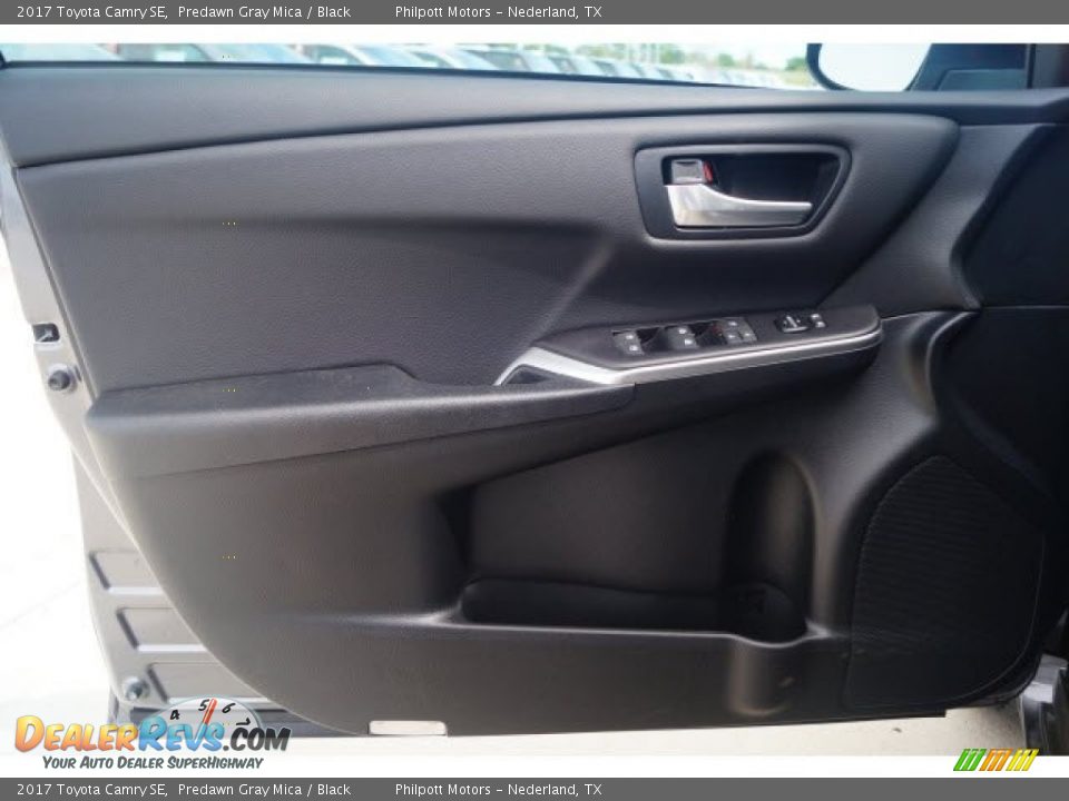2017 Toyota Camry SE Predawn Gray Mica / Black Photo #9