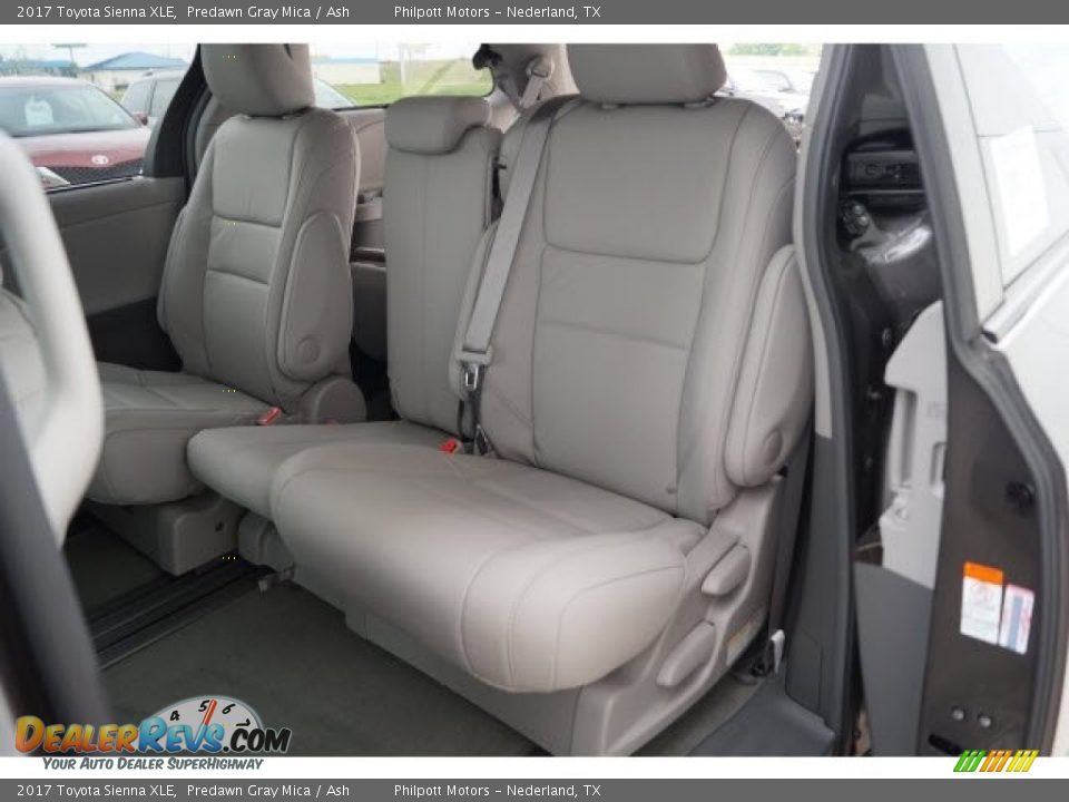 Rear Seat of 2017 Toyota Sienna XLE Photo #9