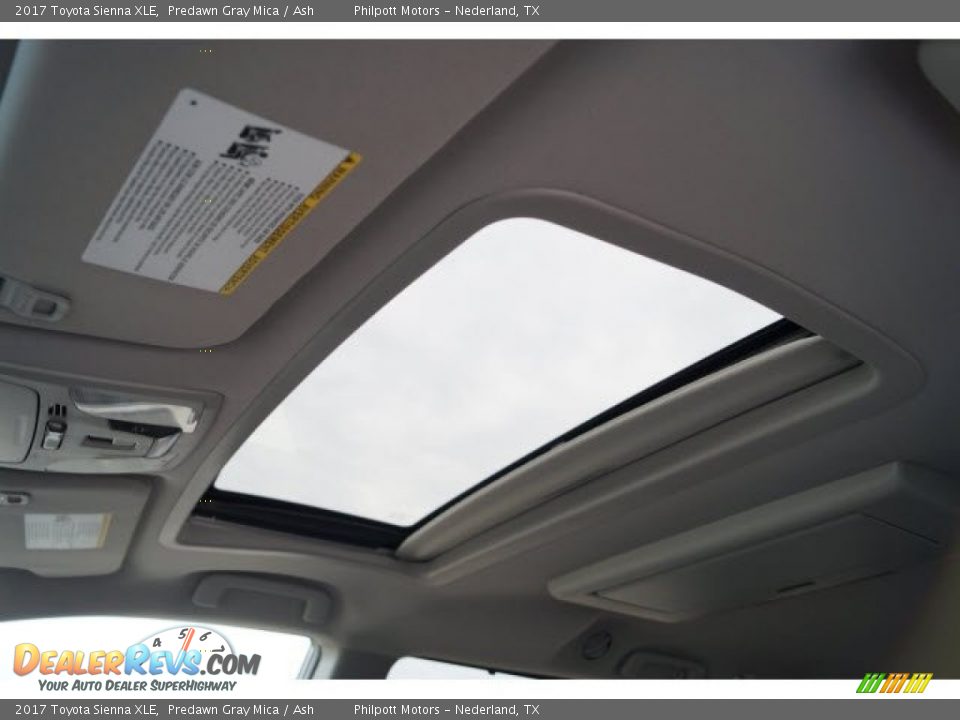 2017 Toyota Sienna XLE Predawn Gray Mica / Ash Photo #15