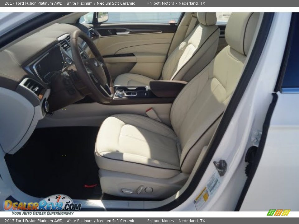 2017 Ford Fusion Platinum AWD White Platinum / Medium Soft Ceramic Photo #11