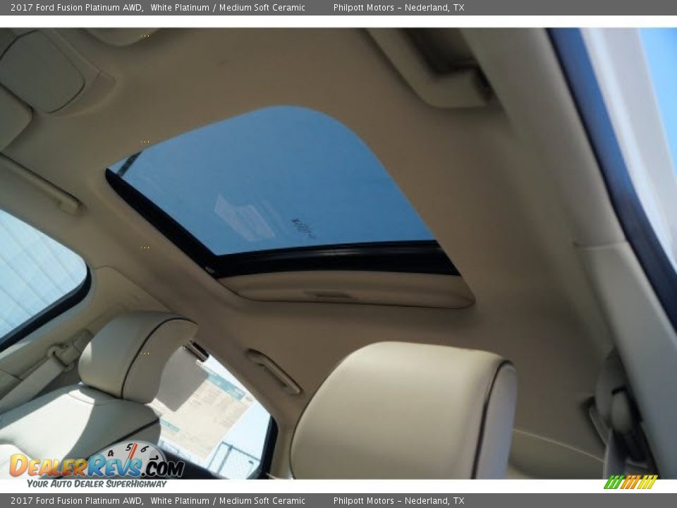 2017 Ford Fusion Platinum AWD White Platinum / Medium Soft Ceramic Photo #12