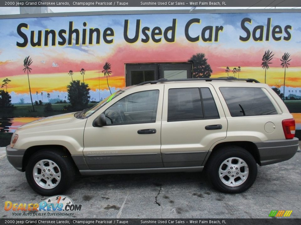 2000 Jeep Grand Cherokee Laredo Champagne Pearlcoat / Taupe Photo #2