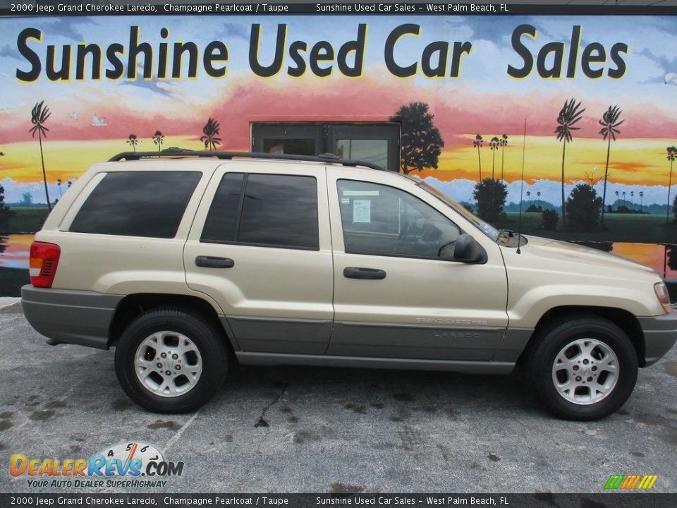 2000 Jeep Grand Cherokee Laredo Champagne Pearlcoat / Taupe Photo #3