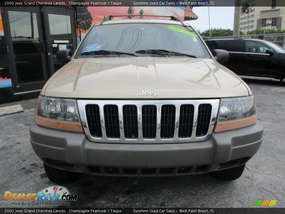 2000 Jeep Grand Cherokee Laredo Champagne Pearlcoat / Taupe Photo #8