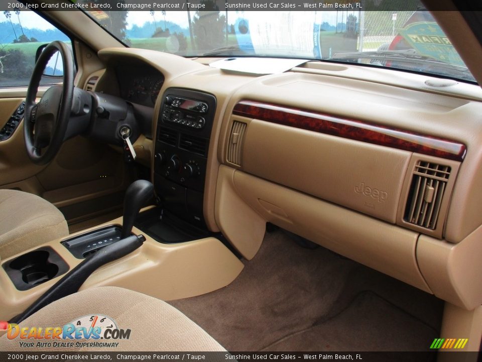 2000 Jeep Grand Cherokee Laredo Champagne Pearlcoat / Taupe Photo #16