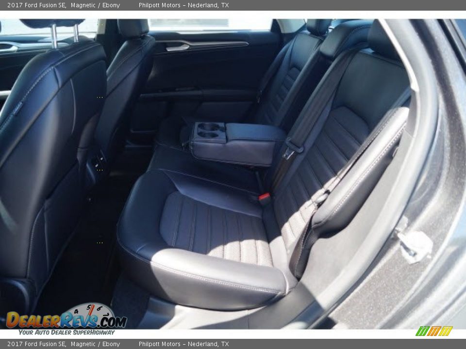 2017 Ford Fusion SE Magnetic / Ebony Photo #10