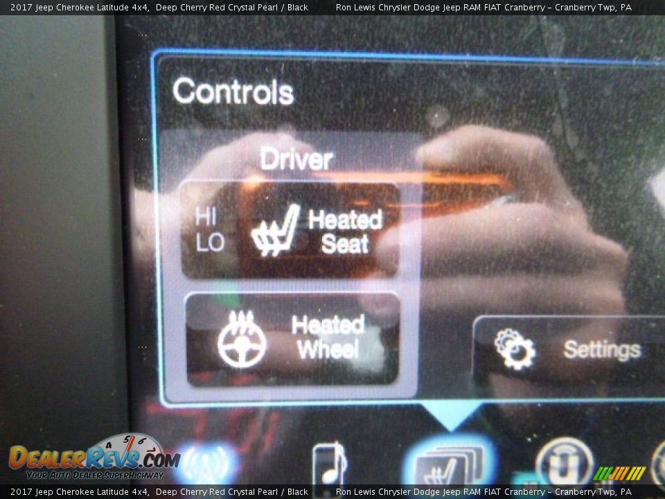 2017 Jeep Cherokee Latitude 4x4 Deep Cherry Red Crystal Pearl / Black Photo #16