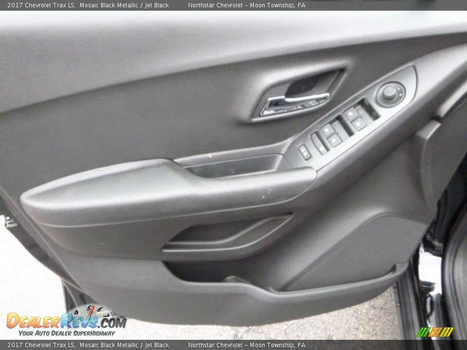 2017 Chevrolet Trax LS Mosaic Black Metallic / Jet Black Photo #15