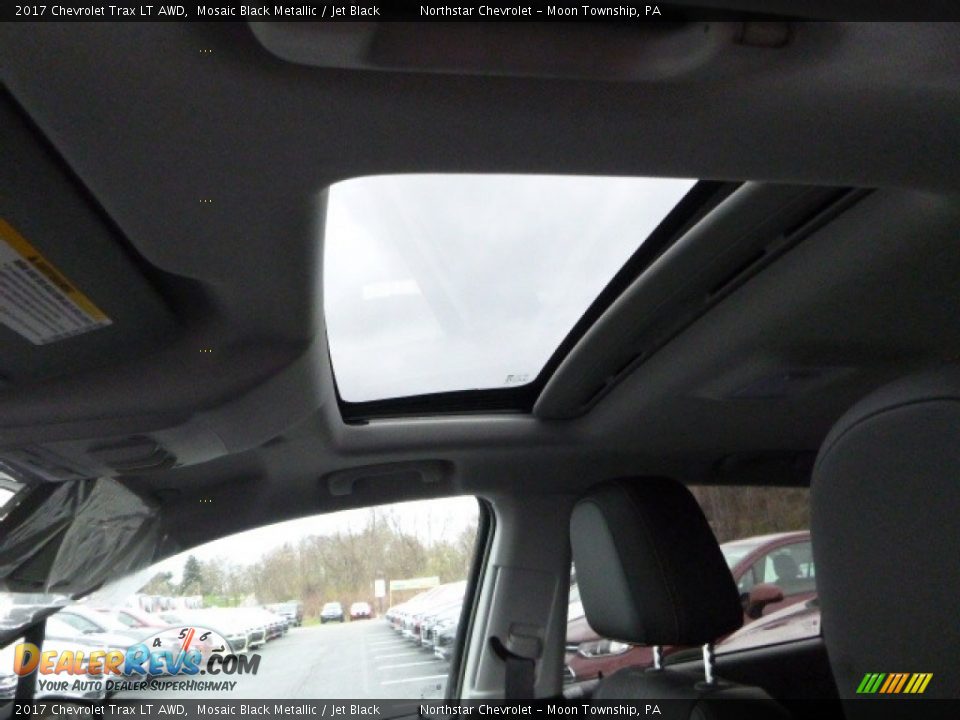 2017 Chevrolet Trax LT AWD Mosaic Black Metallic / Jet Black Photo #17