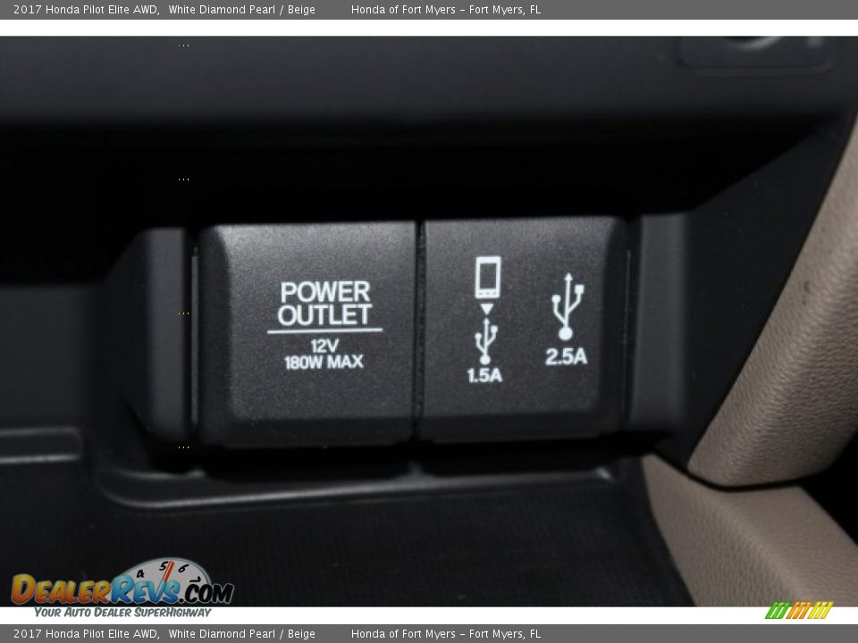2017 Honda Pilot Elite AWD White Diamond Pearl / Beige Photo #24