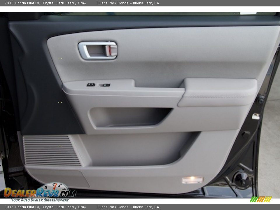 2015 Honda Pilot LX Crystal Black Pearl / Gray Photo #27