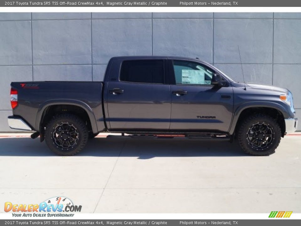 2017 Toyota Tundra SR5 TSS Off-Road CrewMax 4x4 Magnetic Gray Metallic / Graphite Photo #2