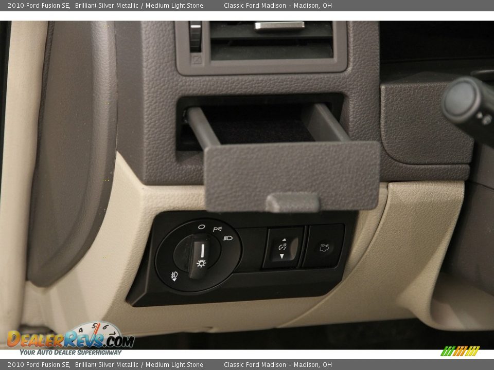 2010 Ford Fusion SE Brilliant Silver Metallic / Medium Light Stone Photo #6