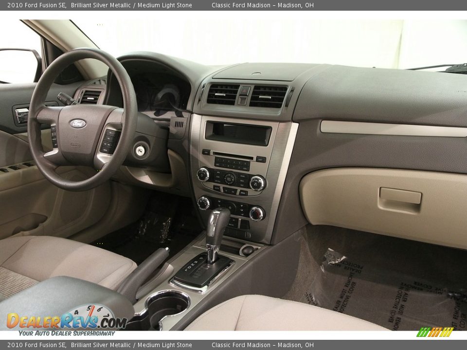 2010 Ford Fusion SE Brilliant Silver Metallic / Medium Light Stone Photo #17