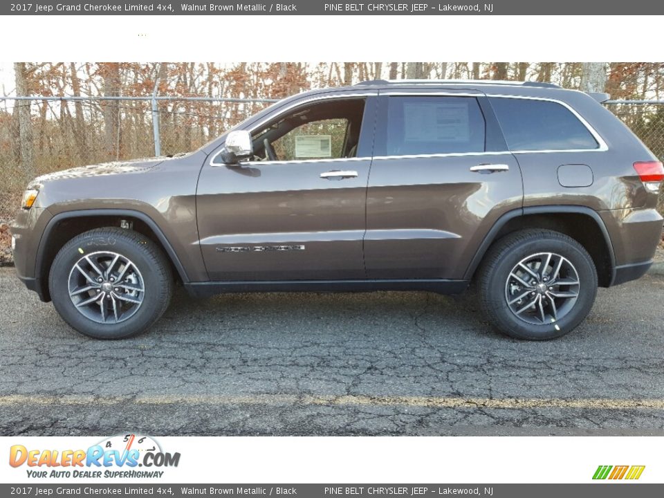 2017 Jeep Grand Cherokee Limited 4x4 Walnut Brown Metallic / Black Photo #3