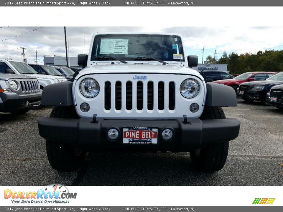 2017 Jeep Wrangler Unlimited Sport 4x4 Bright White / Black Photo #2