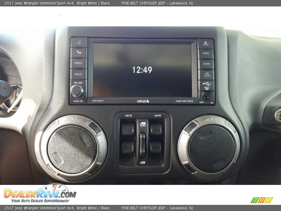 2017 Jeep Wrangler Unlimited Sport 4x4 Bright White / Black Photo #10