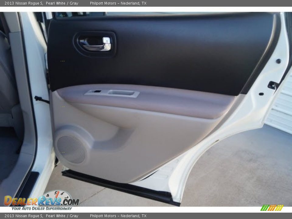 2013 Nissan Rogue S Pearl White / Gray Photo #12