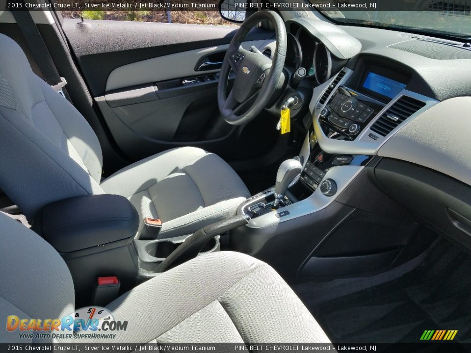 2015 Chevrolet Cruze LT Silver Ice Metallic / Jet Black/Medium Titanium Photo #11