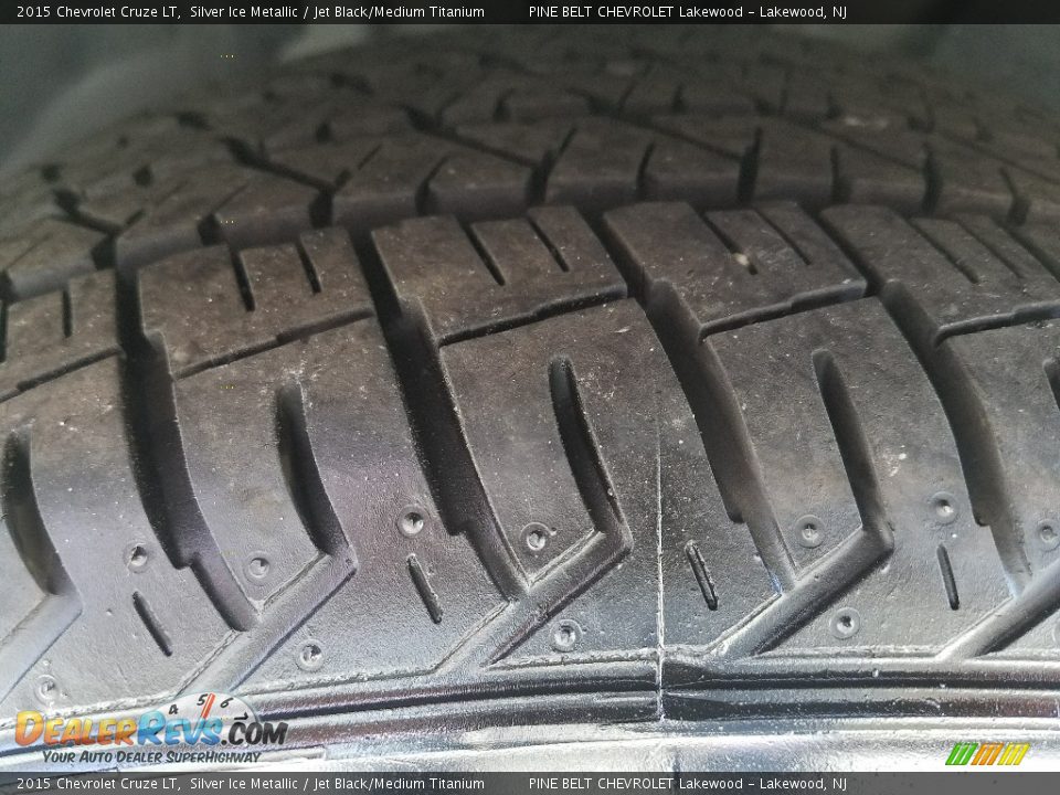 2015 Chevrolet Cruze LT Silver Ice Metallic / Jet Black/Medium Titanium Photo #25