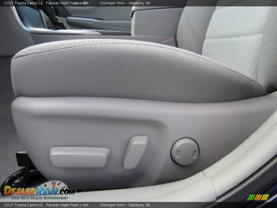 2017 Toyota Camry LE Parisian Night Pearl / Ash Photo #10
