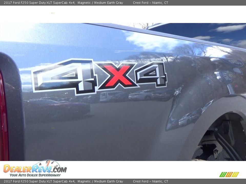 2017 Ford F250 Super Duty XLT SuperCab 4x4 Magnetic / Medium Earth Gray Photo #9