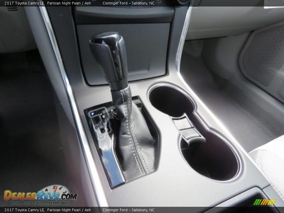 2017 Toyota Camry LE Parisian Night Pearl / Ash Photo #19